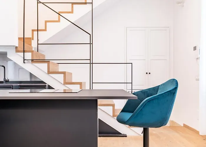 Casa Scalzi * Рим